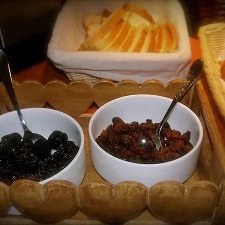 Hotel Le Ponceau Beaurepaire (Isere)