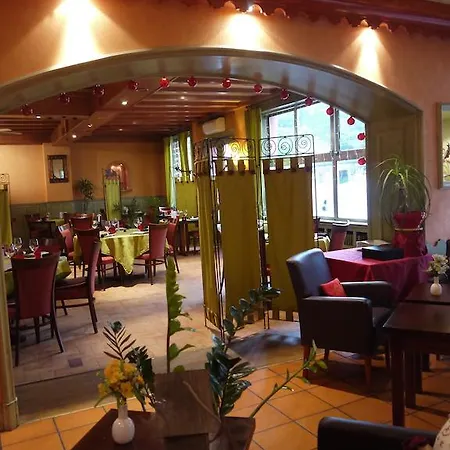 Le Ponceau Hotel Beaurepaire (Isere)