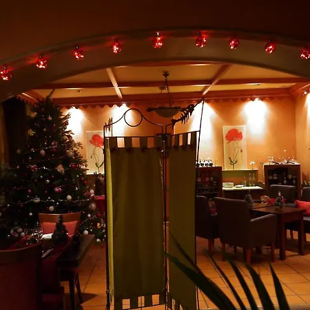 Le Ponceau Hotel Beaurepaire (Isere)