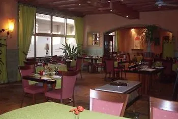 Le Ponceau Hotel