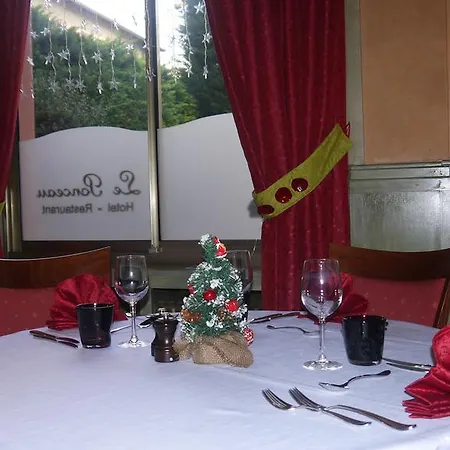 فندق Le Ponceau Beaurepaire (Isere)